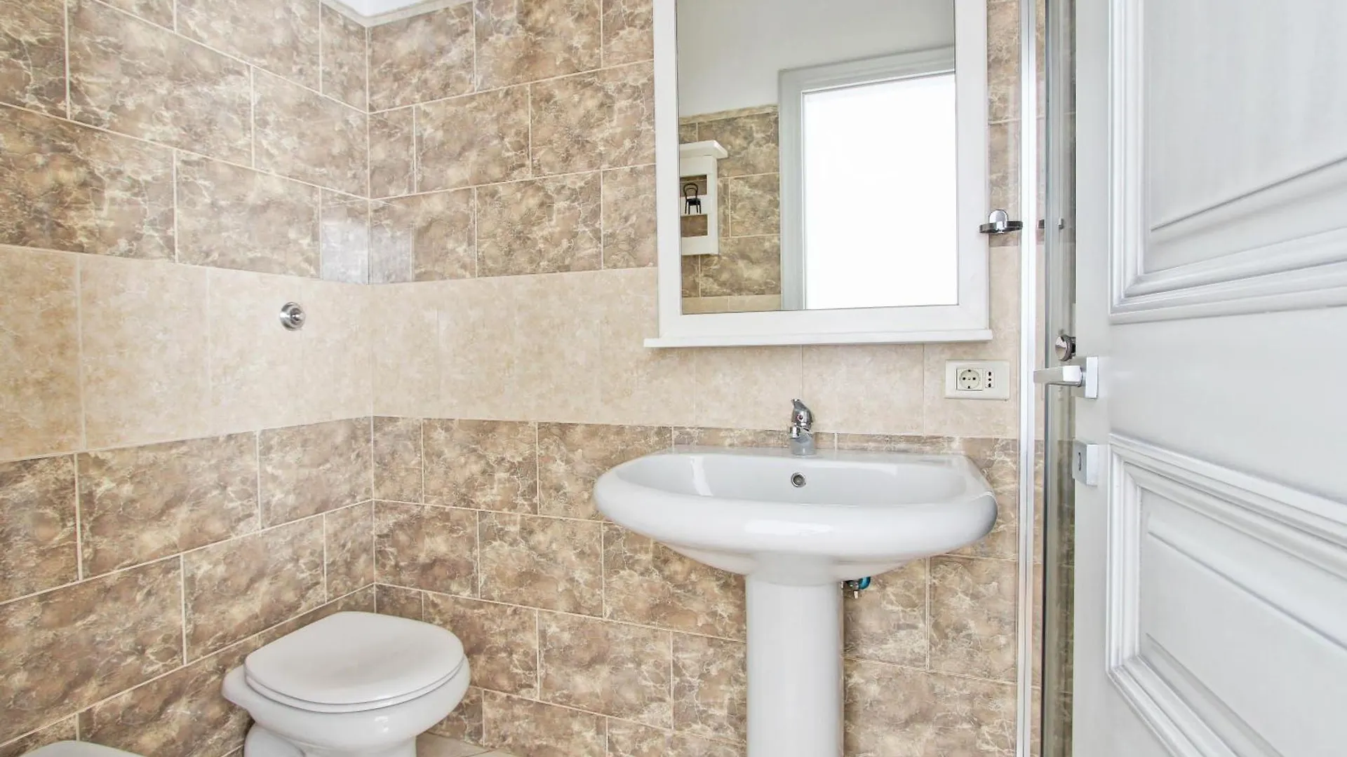 Гостевой дом Отель Borgo Dei Centurione Рим Италия